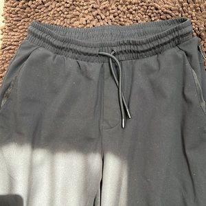 Men’s black active pants